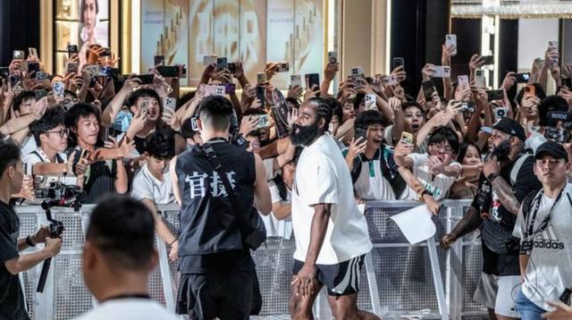 万博全站-关于太狠了！上海海港围绕欧联单刀错失哈登与40激战西班牙队分钟，转折点底特律活塞临场应变的信息