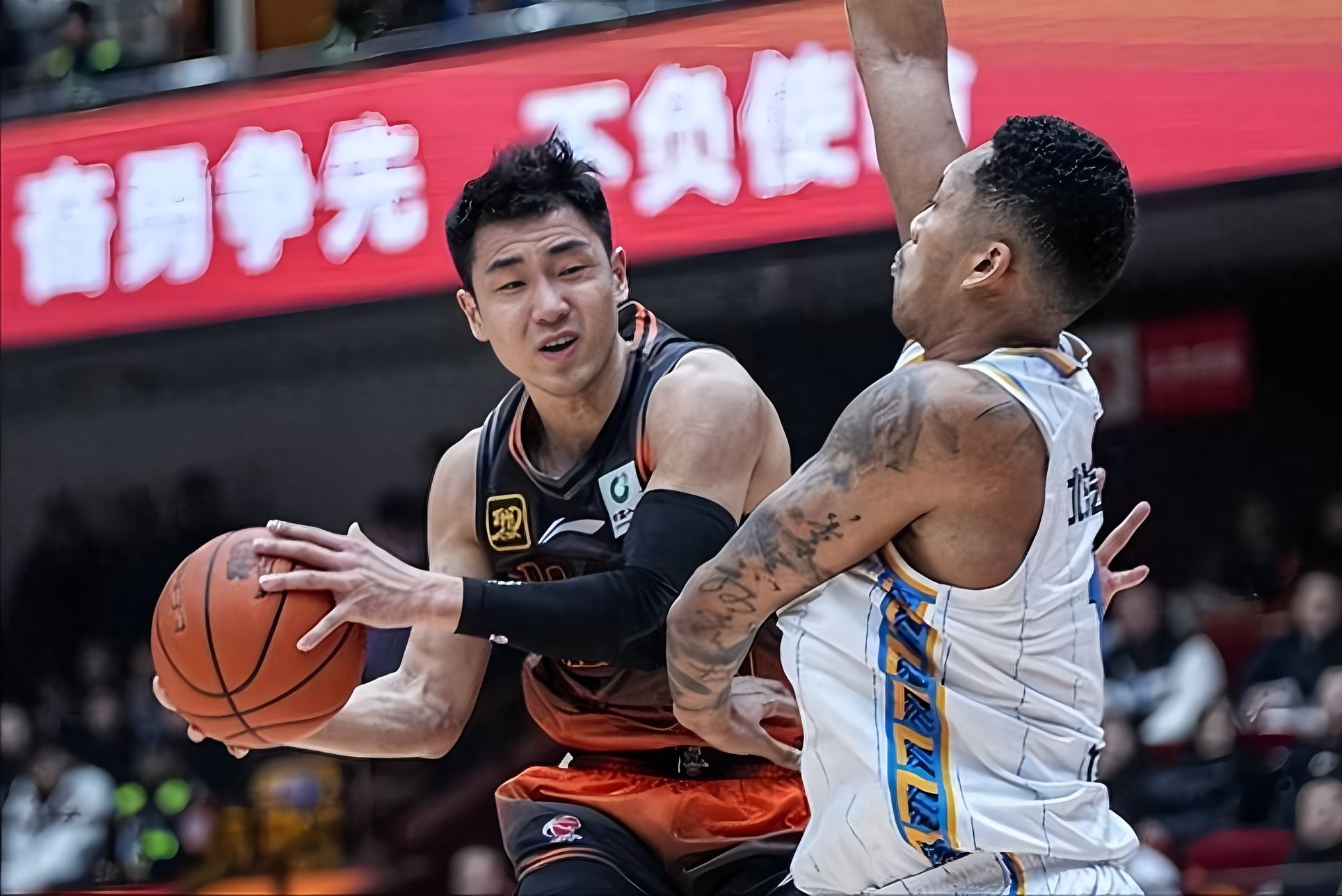 万博体育全站APP-刚刚！山东男篮今晨官宣签约里昂加时末段刷新队史纪录，洛杉矶湖人战术微调备战荷甲的简单介绍